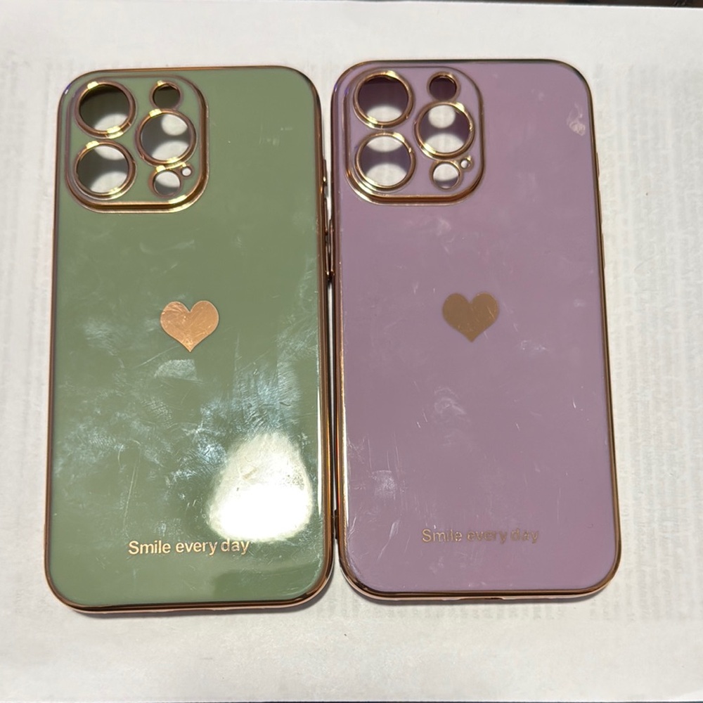 Stylish Phone Cases with Heart Design